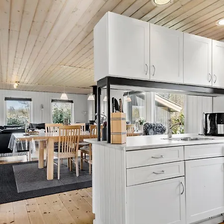 펜션 Skovlokken Xii 하일스